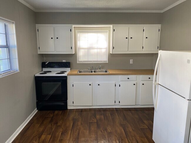 Cocina - 7534 Sierra Dr