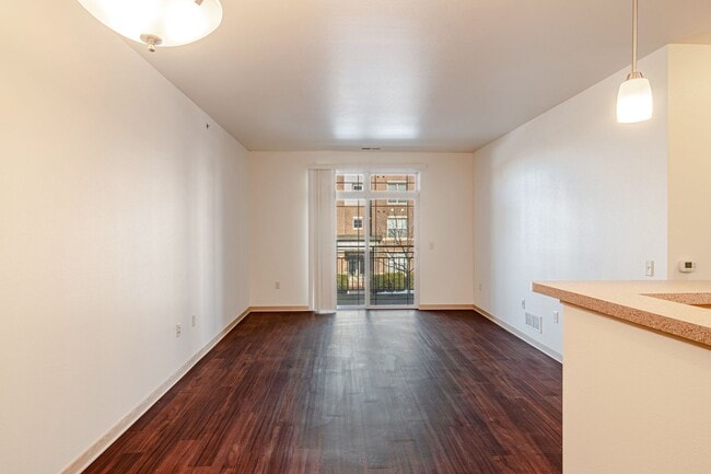 Interior Photo - Overlook at Midtown