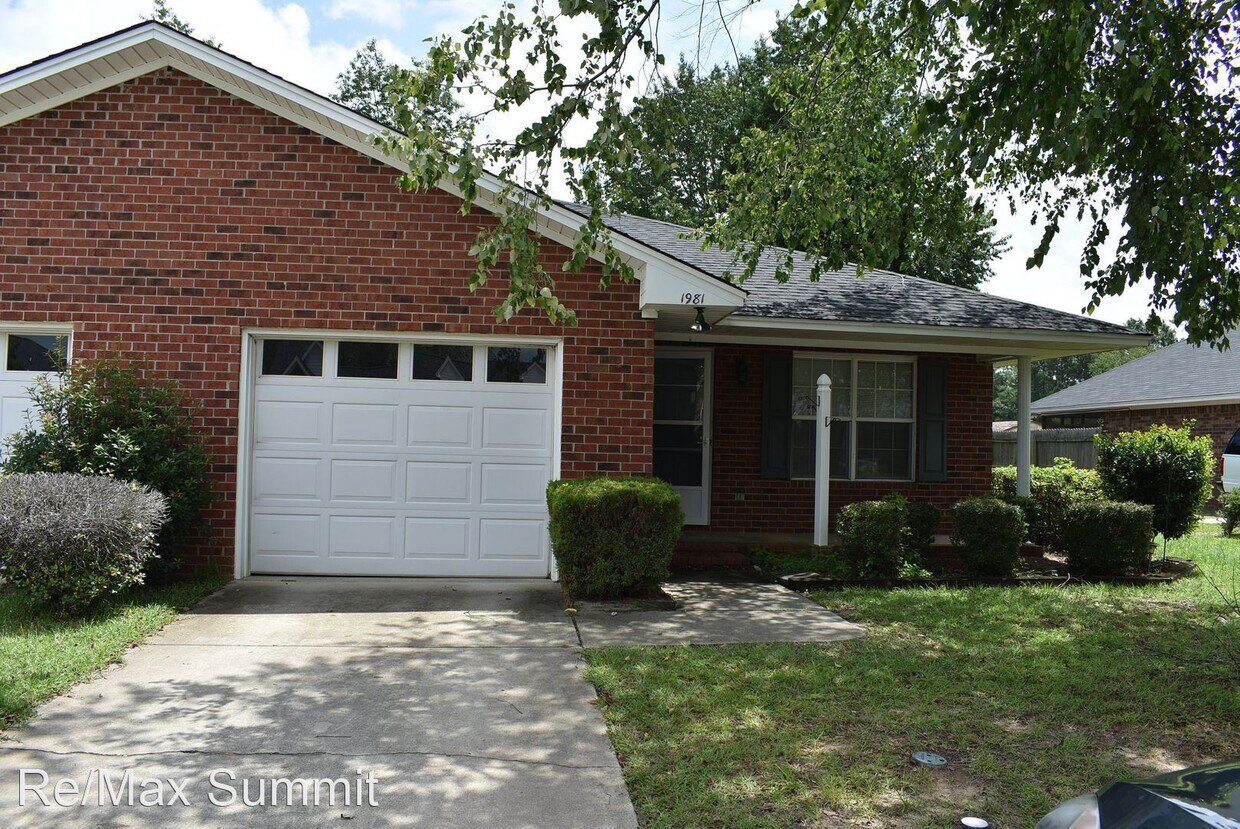 1981 Essex Dr, Sumter, SC 29154 House Rental in Sumter, SC