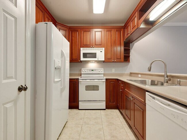 Foto del edificio - 1553 Crescent Hills Dr