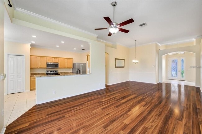 Building Photo - 18949 Maisons Dr