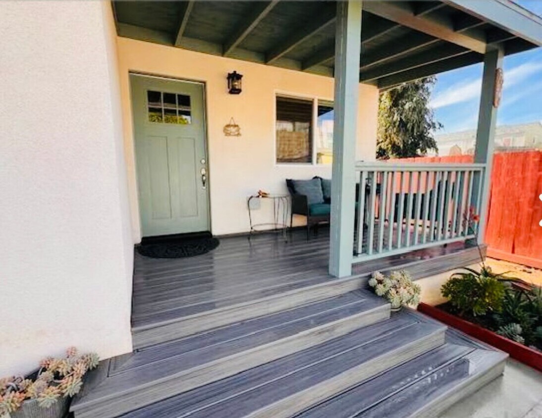 Primary Photo - Coastal Luxury Living – Fully Furnished Ho...