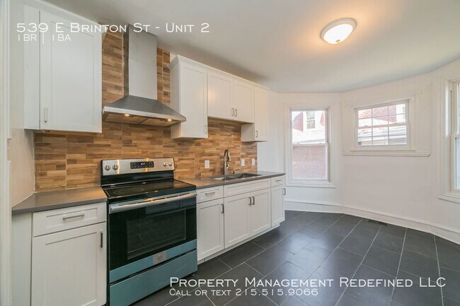Building Photo - 539 Brinton St