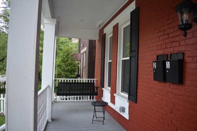 Building Photo - 1517 Garrard St