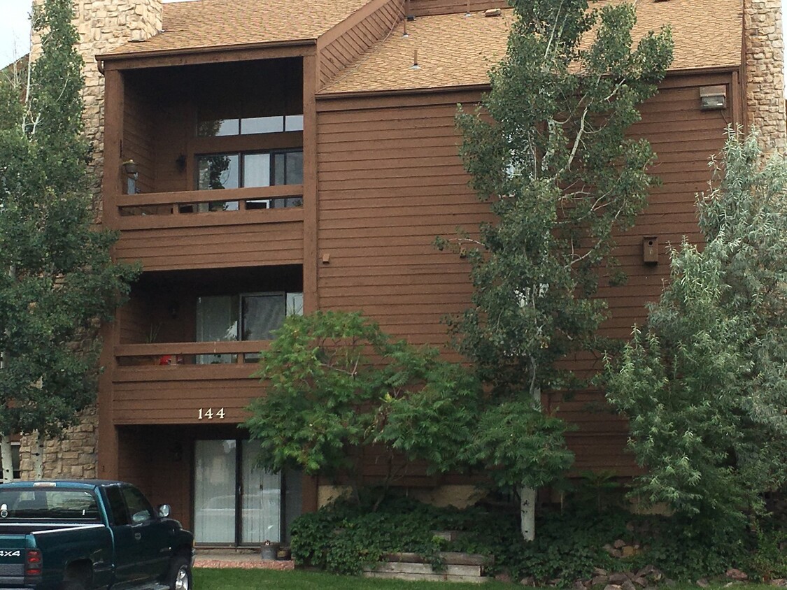 Primary Photo - Main level 2 Bedroom Condo in Rockrimmon