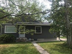 Building Photo - 1144 Avenue E