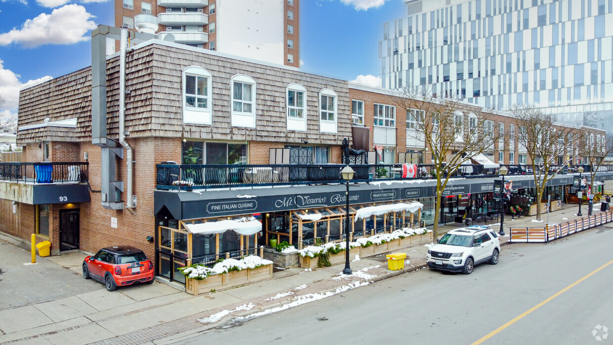 Primary Photo - Forest Park Apartments