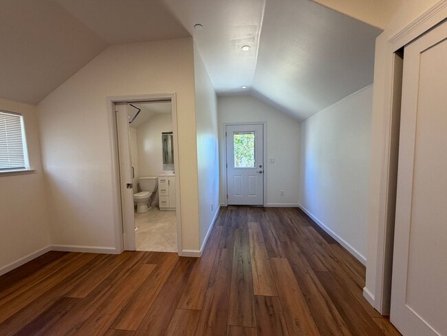 Building Photo - 148 Trevethan Ave