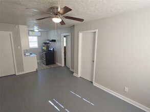 Building Photo - 3335 Tuam St