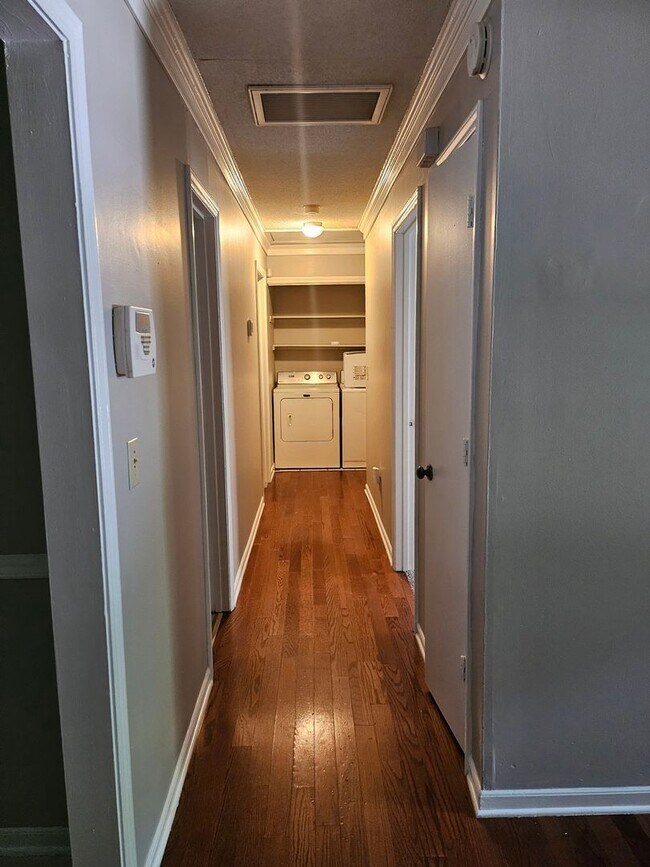Foto del edificio - 5307 Dawndeer Ln