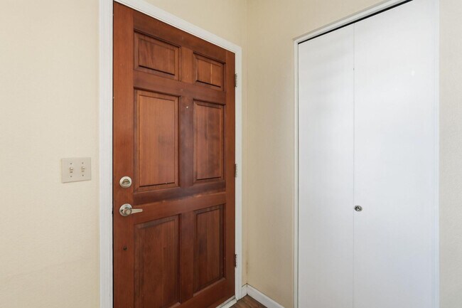 Foto del edificio - 2929 E Broadway Rd