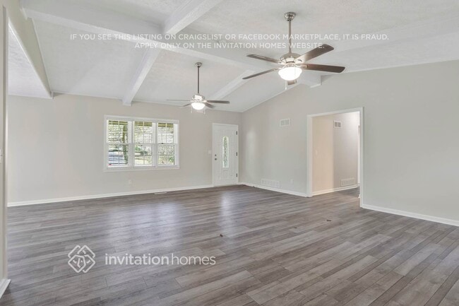 Foto del edificio - 3647 Mill Lake Dr