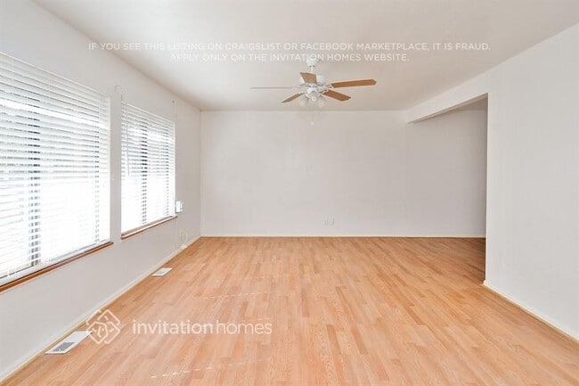 Building Photo - 3679 S Helena Way