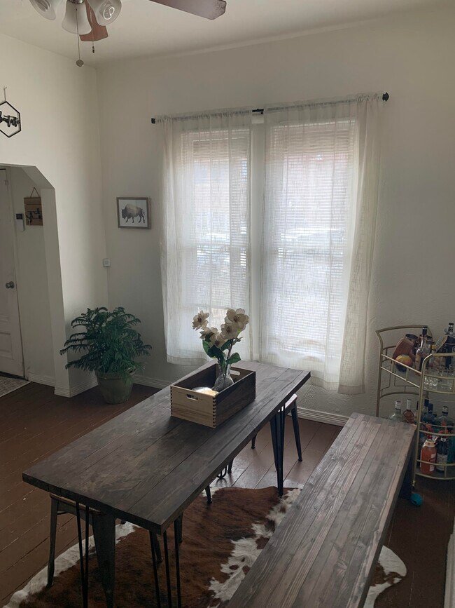 Building Photo - 3930 N Williams St