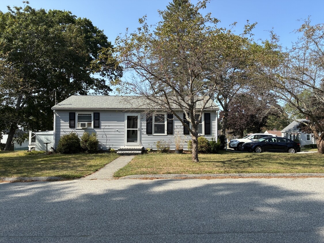 Primary Photo - 21 Edwin St