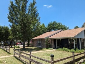 Building Photo - 4514 Cactus Trail