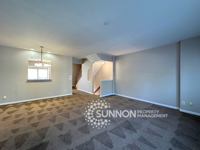 Building Photo - Spacious 3-Bedroom, 3.5-Bath Townhome off ...