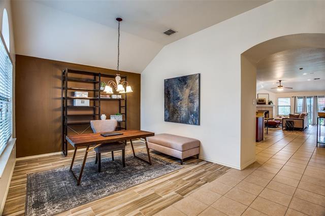 Foto del edificio - 609 Cunningham Dr