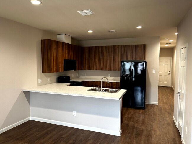 Foto del edificio - 21361 W Wallis Dr