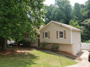 Building Photo - 4031 Evelyn Dr