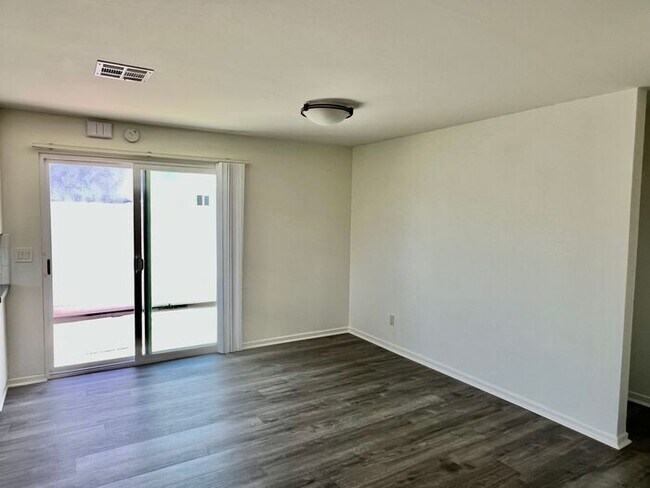 Building Photo - North Clairemont Gem | Fully Remodeled with Indoor-Outdoor Living & Designer Finishes