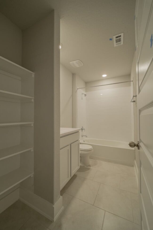 Building Photo - 4-BEDROOM NEW CONSTRUCTION IN RIVERSTONE