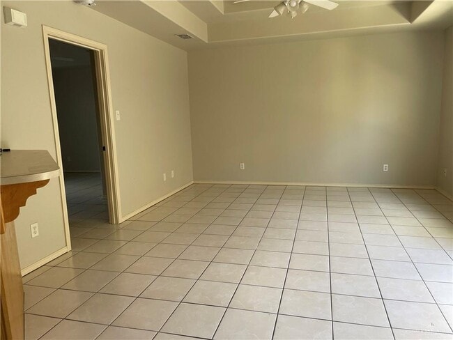 Building Photo - 2315 Dora Jeanne Dr