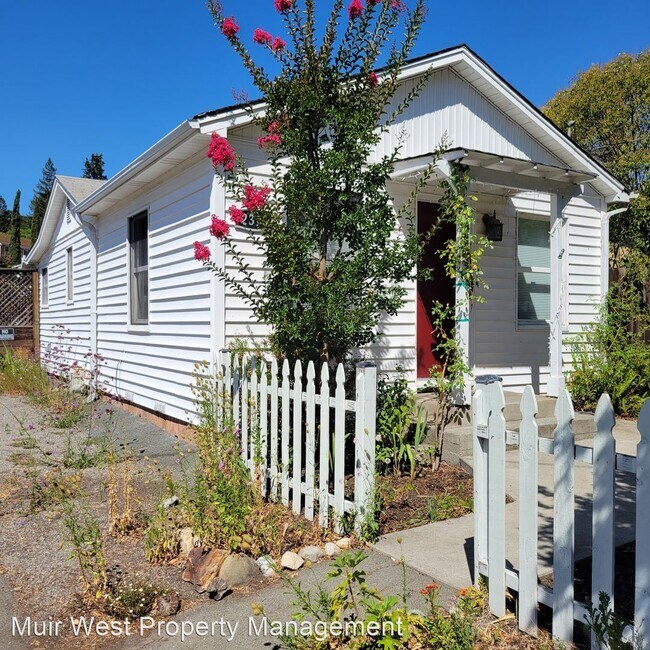Foto del edificio - 1 br, 1 bath House - 2379 Buena Vista Ave