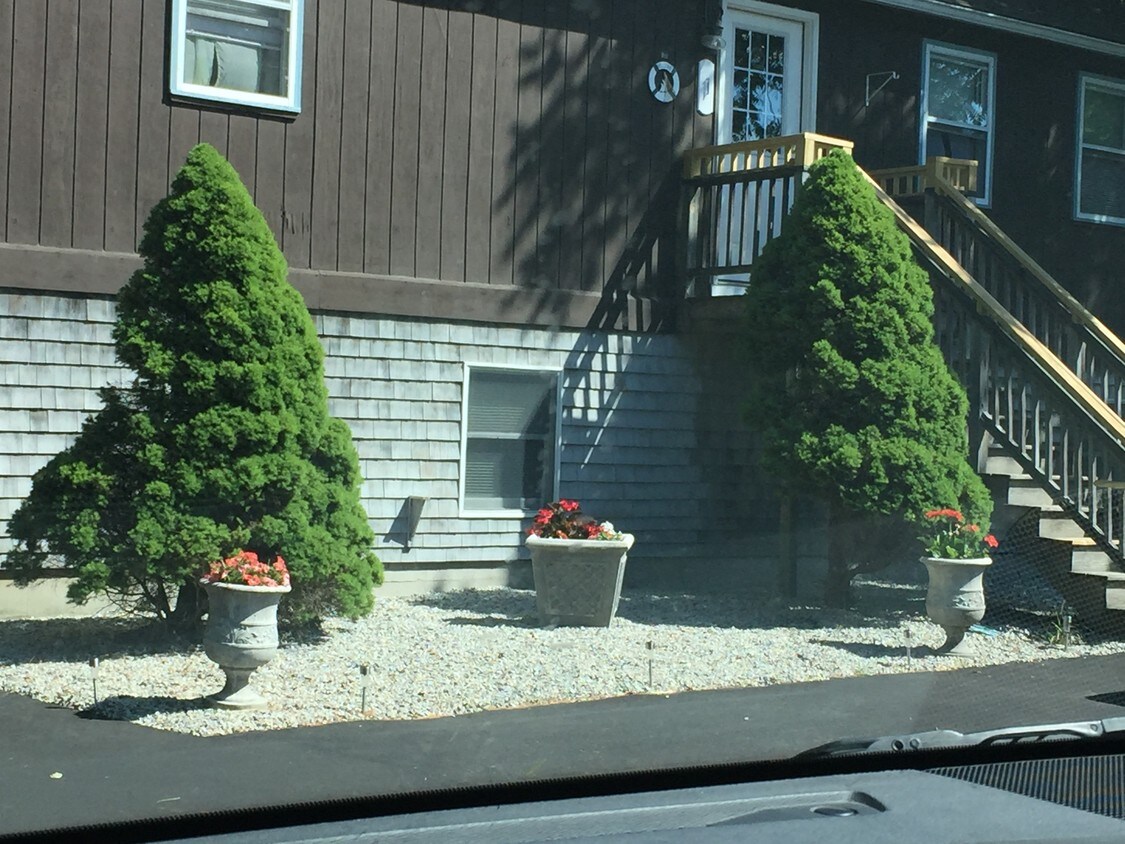 101 Lafayette Rd, Hampton Falls, NH 03844 Apartments in Hampton Falls