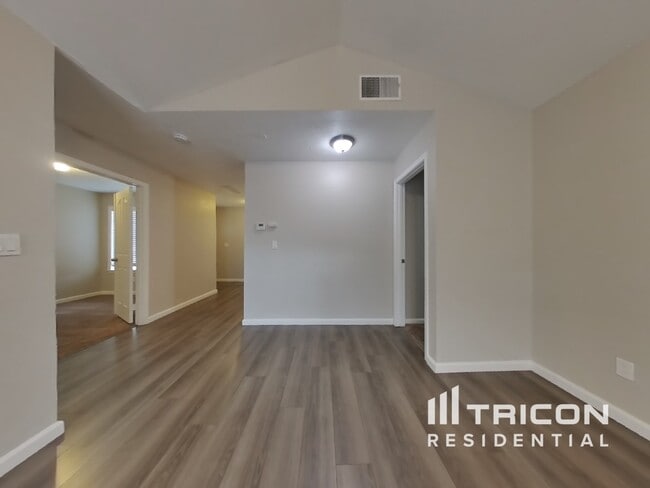 Building Photo - 3208 Muir Court Antioch CA
