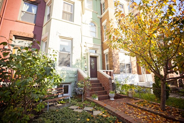 Foto del edificio - Sweet Bloomingdale TwoBedroom!