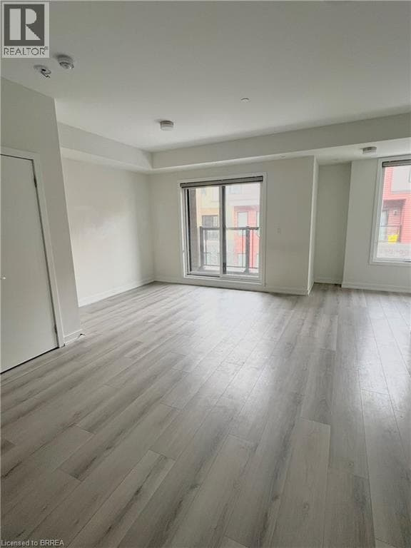 Building Photo - 3550 Colonial Dr