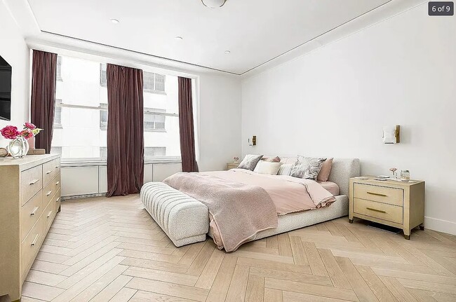 Building Photo - 55 Wall St