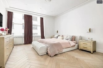 Building Photo - 55 Wall St