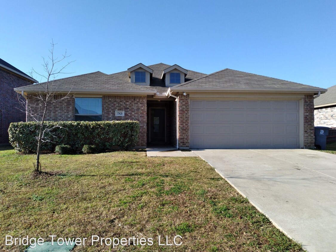 Foto principal - 3 br, 2 bath House - 15626 Gatsby Ln