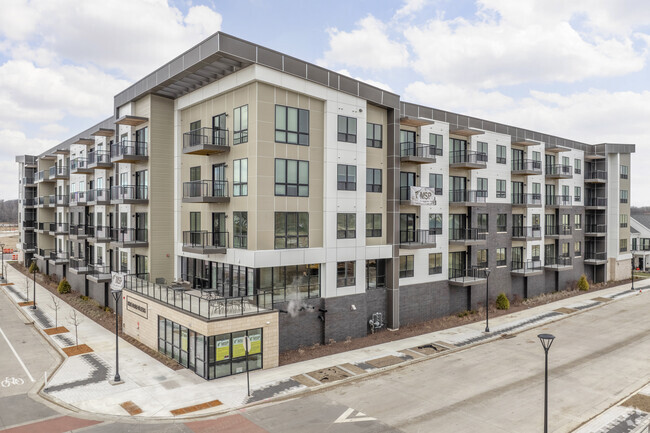 Building Photo - The Driftless Apartments