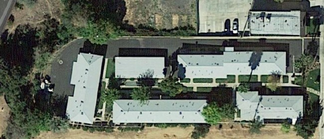 Foto aérea - California Apartments