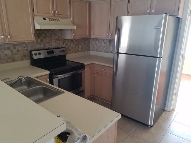 Foto del edificio - 778 Timberwood Cir E