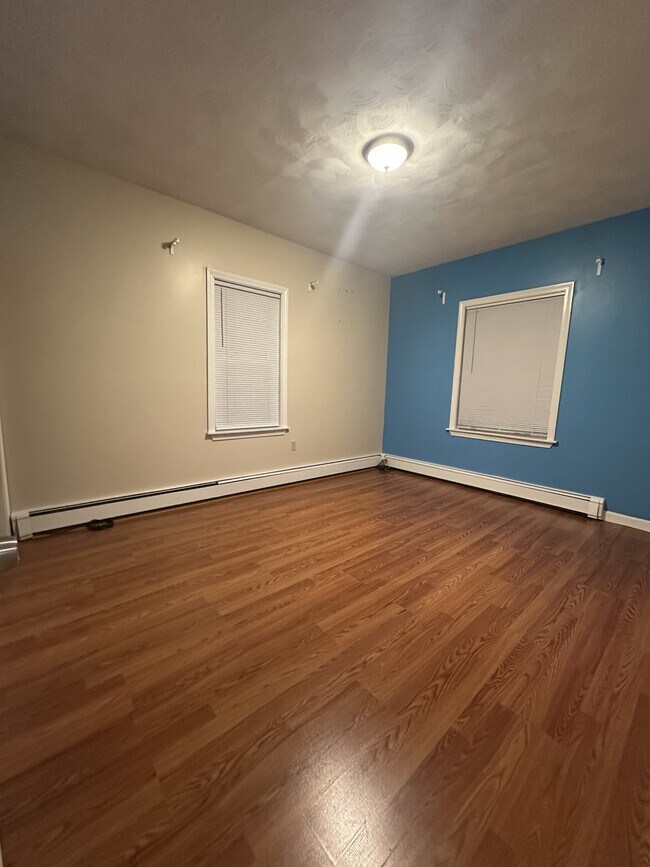 Foto del edificio - 111 Oak St