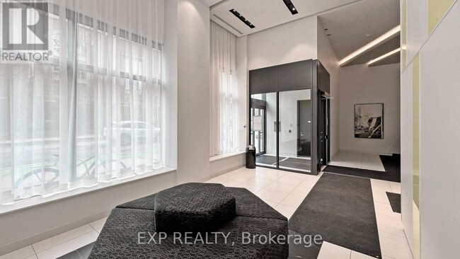 Photo du bâtiment - 159-1159 Wellesley St E