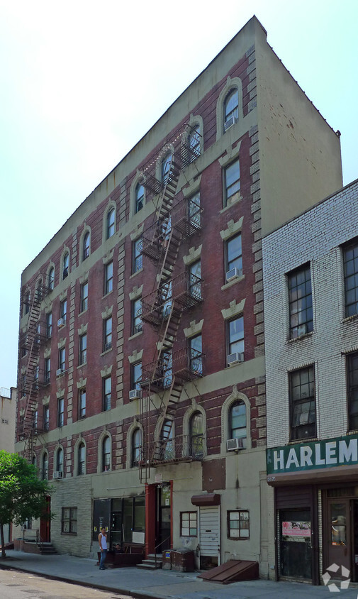 Primary Photo - 322 E 117th St