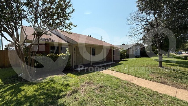 Foto del edificio - 3302 High Plateau Dr