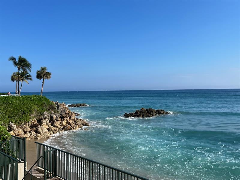 Foto del edificio - 1239 Hillsboro Mile