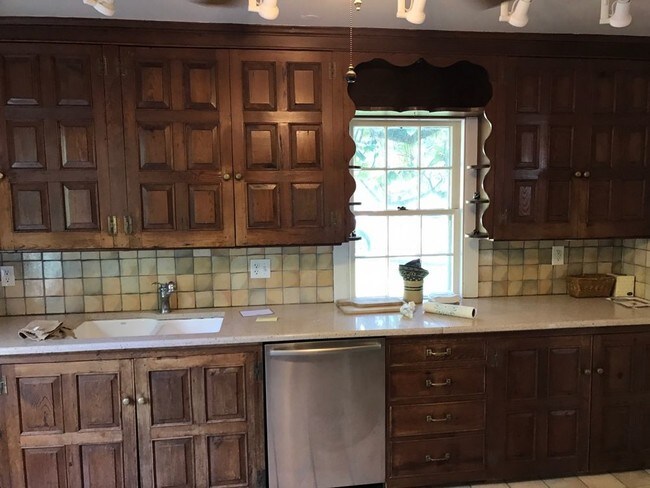 Foto del edificio - 677 Federal St