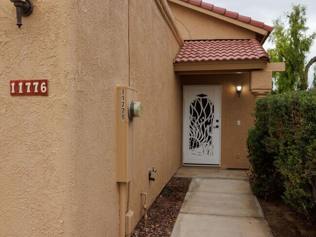 Building Photo - Mesa Del Sol Townhome