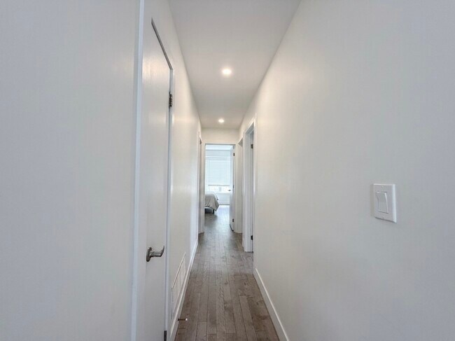 Photo du bâtiment - 1175 Dovercourt Rd