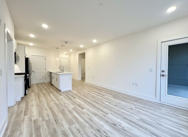 Foto del edificio - Spacious 2-Bedroom, 2-Bath Apartment in Fishtown!