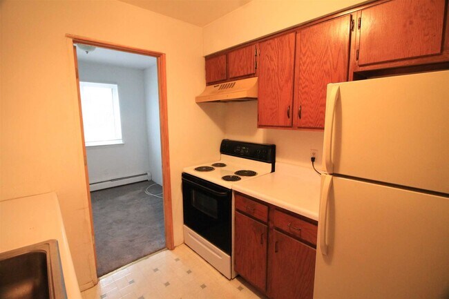 Building Photo - 1009 Cherry Hill Dr