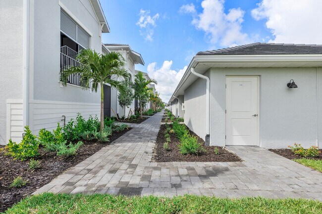 Foto del edificio - 15185 Bluffton Ln
