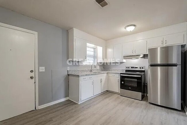 Foto del edificio - 428 W Lakeside Ave